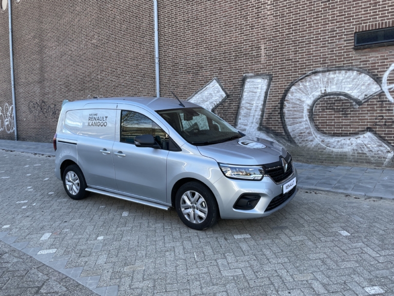 Renault Kangoo, Van of the Year. Autobedrijf Nieuwendijk: ‘Terechte waardering’