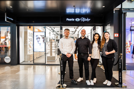 Pearle Studio geopend, luxe label met merkmonturen