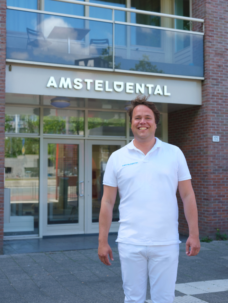 Amstel Dental stelt angstige patiënten op hun gemak: ‘Weer lachend met een mooi gebit over straat’