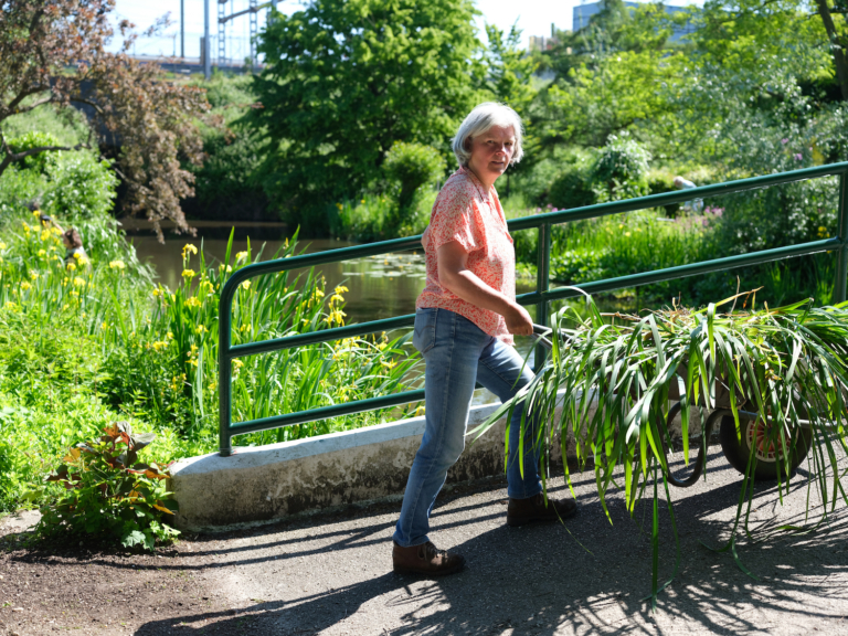 Tuinpark Nieuwe Levenskracht, oase van groen tussen sportvelden en Science Park