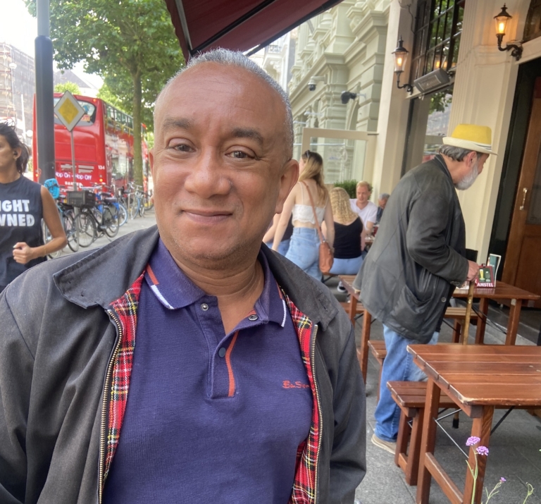 Henk Bakboord: ‘Tijdens het schrijven van ‘Brieven aan Leo’ leerde ik mijn vader kennen’