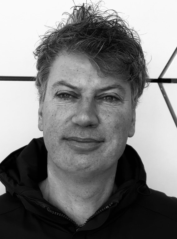 ‘Waarom moesten de flat en de buurt waar ik vandaan kom gesloopt worden?’