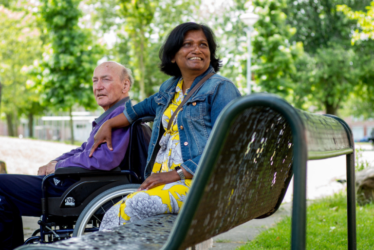 Mentoren gezocht voor kwetsbare Amsterdammers