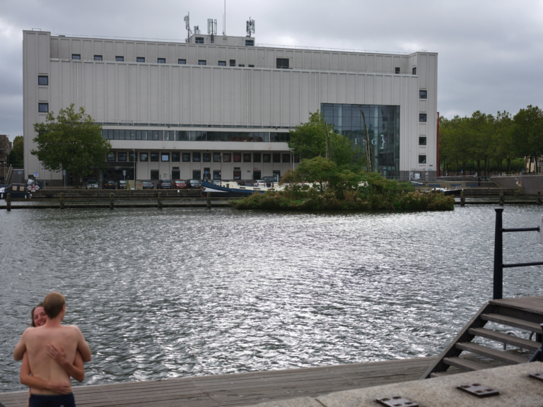 Entrepotdok in het Oostelijk Havengebied