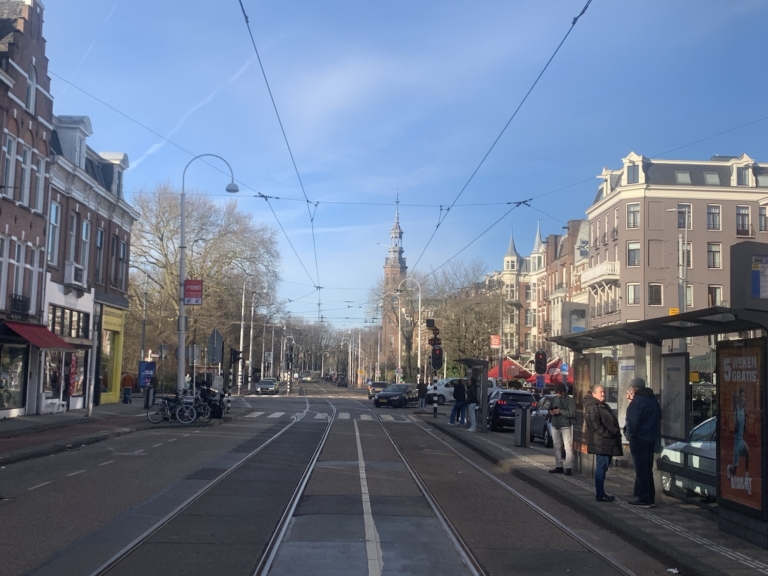 Linnaeusstraat en Middenweg gaan op de schop