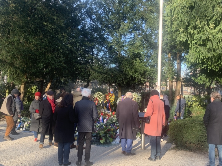 Amsterdam herdenkt Auschwitz