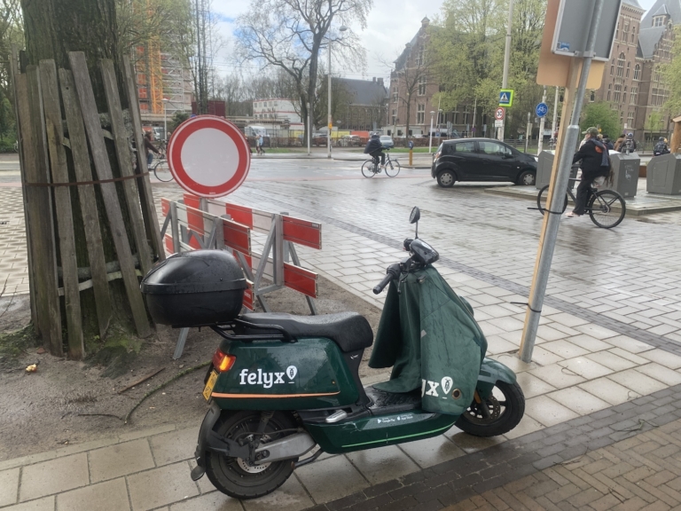 Deelscooterverhuurder Felyx weg uit Amsterdam