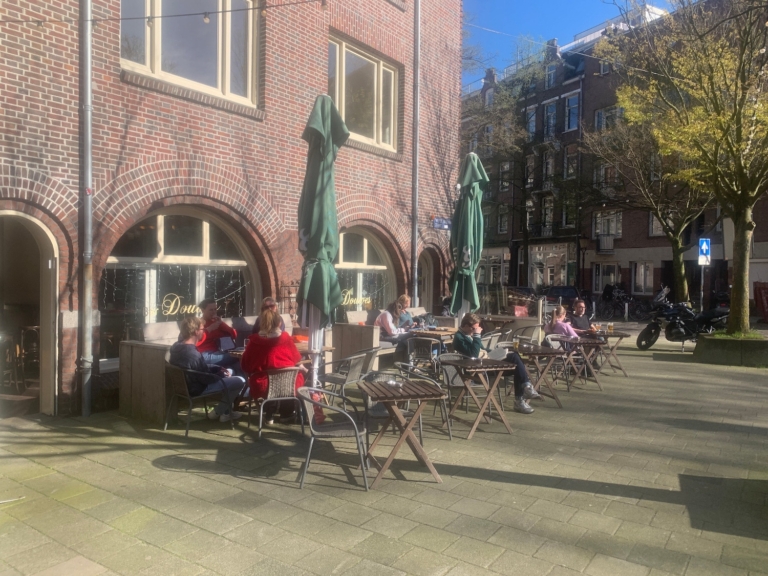 Terrasbelasting omhoog: ‘Hoge precario lijkt op graaiflatie’