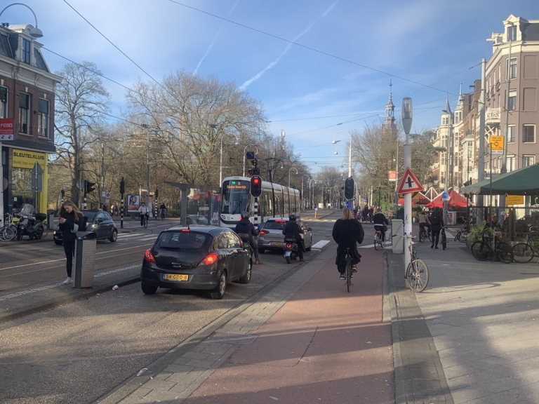 Amsterdam heeft verhoudingsgewijs meeste dodelijke verkeersslachtoffers