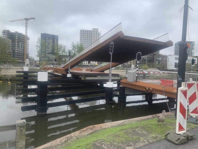 Een brug in de Brug: Solitudobrug