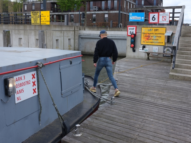 Waarom de prijswinnende betonnen sluis nooit werkt