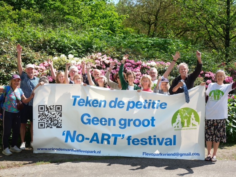 Vrienden van het Flevopark bestaan tien jaar: ‘Megafestivals brengen het park veel schade toe’