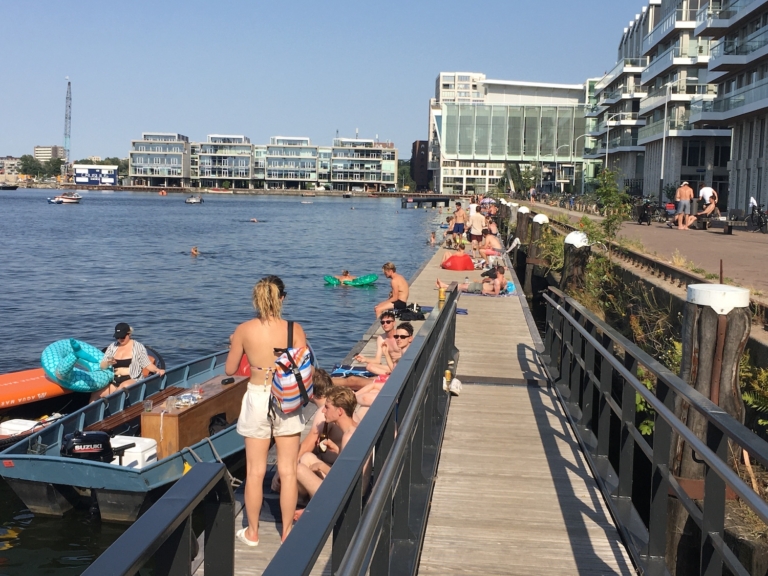 Zomervakantie in Amsterdam begint met warm weekend