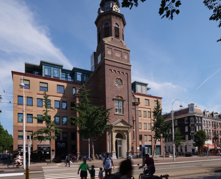 The Spirit of Amsterdam in gebedshuizen: ‘Geen religieus festival, al gaat het wel over geloven’