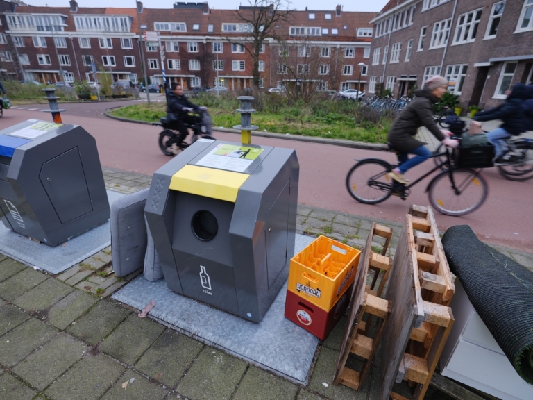 ‘Grof afval op afspraak is een leugen van de gemeente’